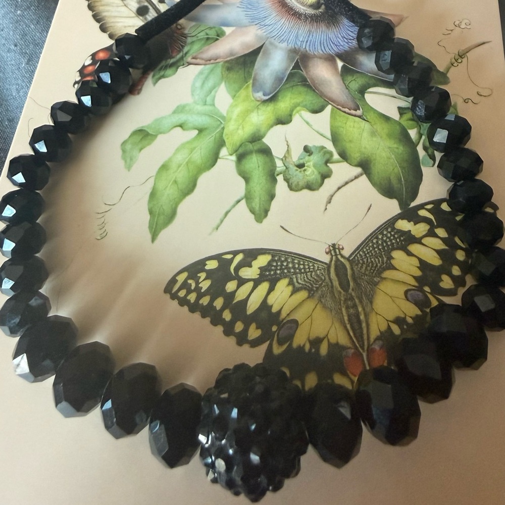 Elegant Black Beaded Necklace